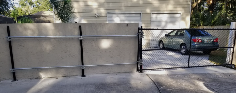 Aluminum fencing contractors